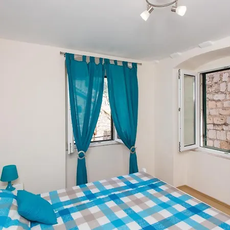 Apartment Old Town Princess